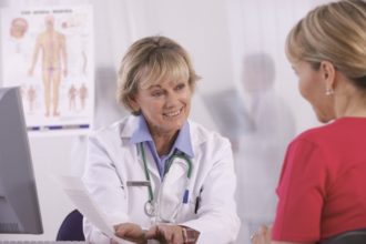 Mehr als jeder Zweite hat bereits Homöopathie angewendet, weil sie wirksam, gut verträglich, nebenwirkungsarm und für Kinder gut geeignet ist