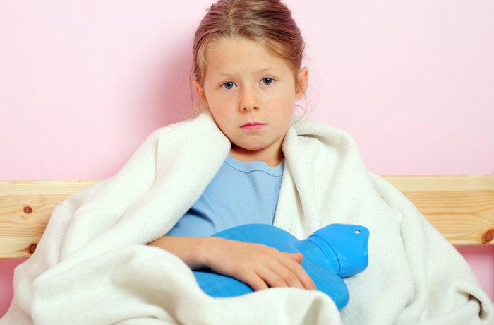 Oft sind Erkältungen oder eine Grippe Virusinfekte, bei denen Antibiotika nicht helfen. Vielmehr stehen sie im Verdacht bei Kindern Morbus Chron zu verursachen