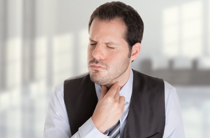 Eine Kehlkopfentzündung führt häufig zu unangenehmen Stimmbeschwerden.